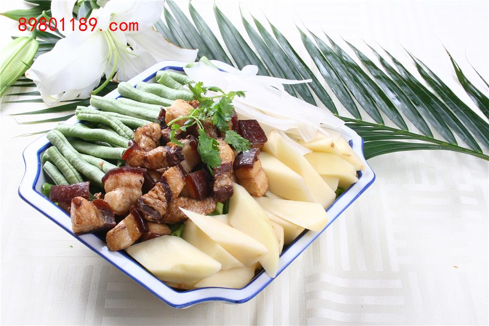 红烧肉炖双豆